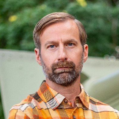 New Candidate in CO-05 Hopes for Independent Magic