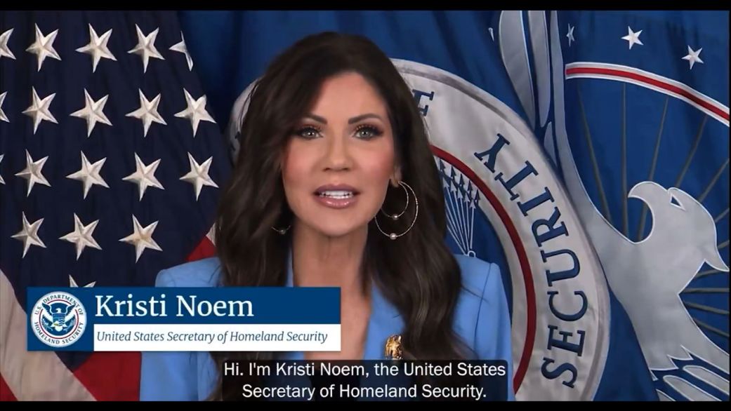Airports Thumbs-Down Kristi Noem Blame Game Video